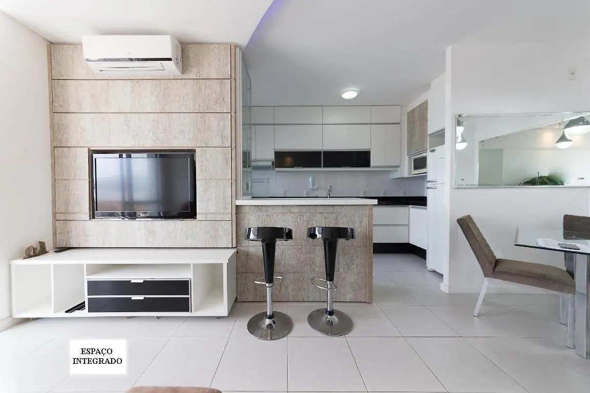 Ap2Q, Top Infra E Vista Florianopolis 0*,  Brazil